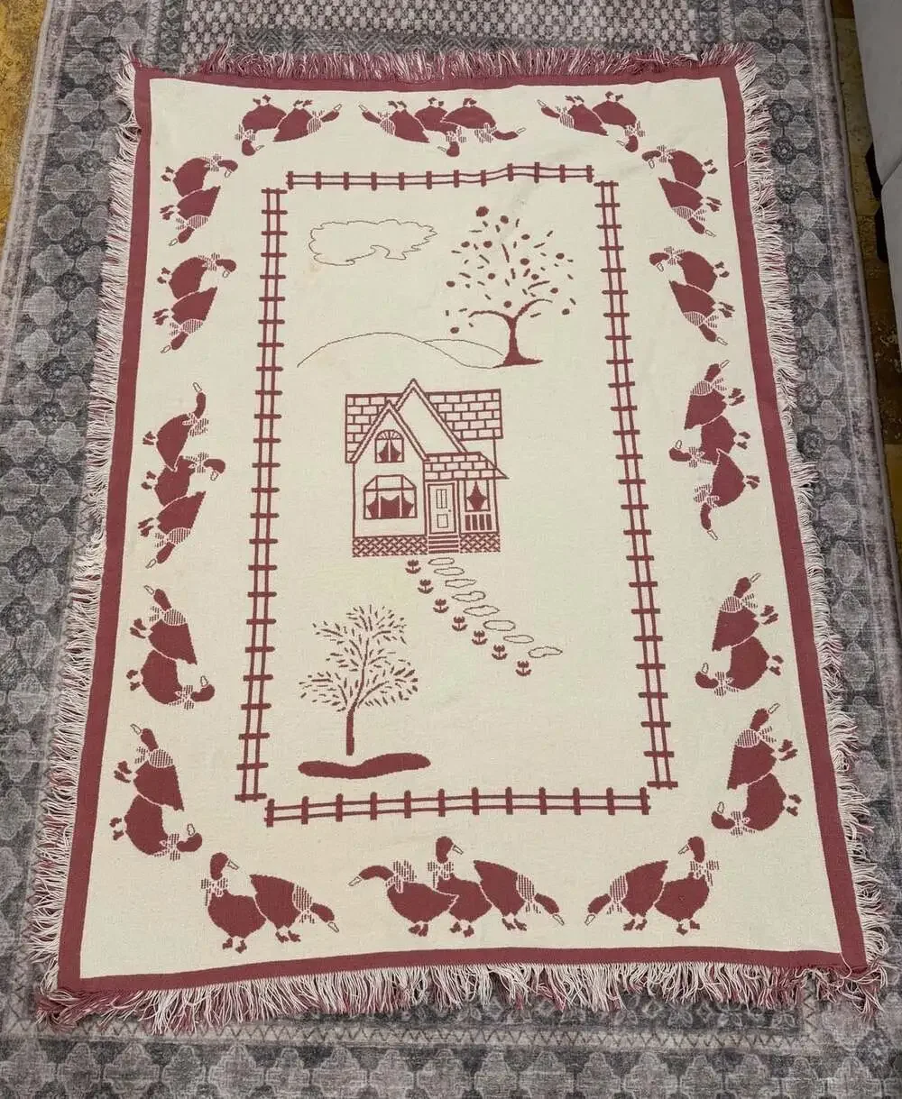 Vintage Farmhouse Goose Tapestry Woven Throw Blanket Red White Fringe
